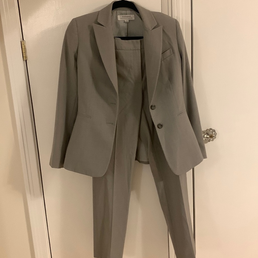 Tahari Grey Pantsuit